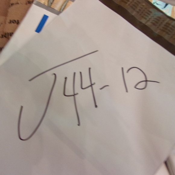 VINTAGE JAPANESE VENA SCARF & NWT EARRINGS J44-12 - Picture 4 of 5